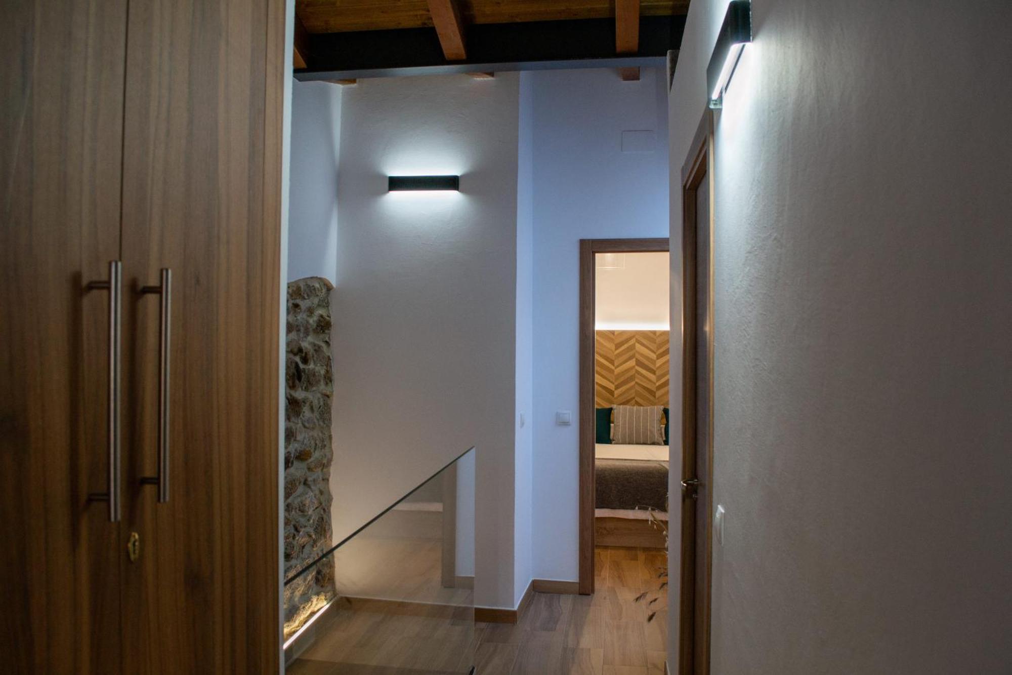 Casa Rural Dona Sol มอนตันเชซ ภายนอก รูปภาพ